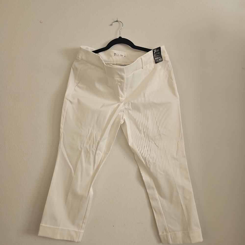 White cropped dress pants by NY&Co